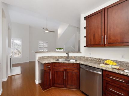 5350 Dunlay Dr #2011, Unit 2011, Sacramento, CA 95835 Photo
