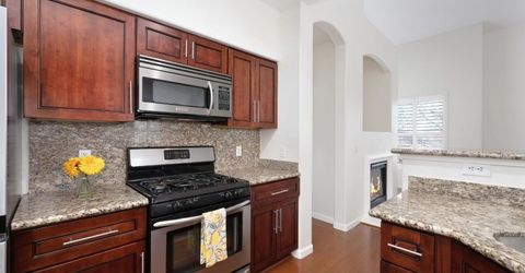 5350 Dunlay Dr #2011, Unit 2011, Sacramento, CA 95835 Photo