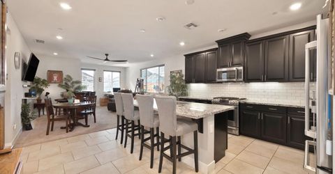 4000 Hovnanian Dr, Sacramento, CA 95834 Photo