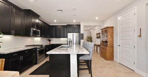 4000 Hovnanian Dr, Sacramento, CA 95834 Photo