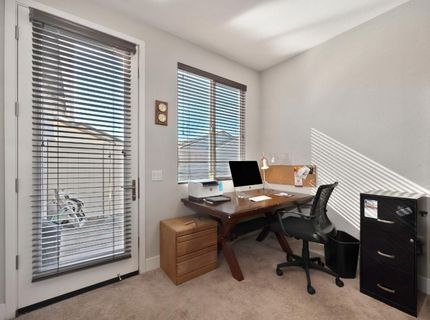 4000 Hovnanian Dr, Sacramento, CA 95834 Photo