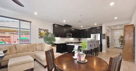 4000 Hovnanian Dr, Sacramento, CA 95834 Photo