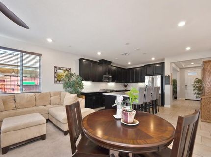 4000 Hovnanian Dr, Sacramento, CA 95834 Photo