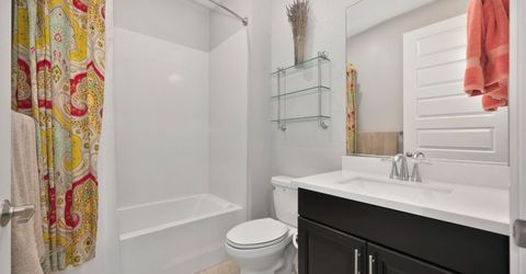 4000 Hovnanian Dr, Sacramento, CA 95834 Photo