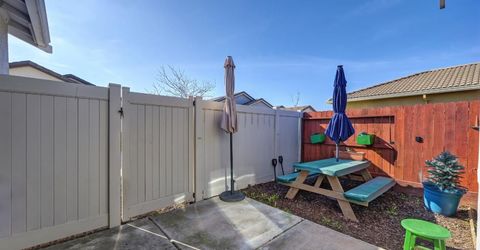 4000 Hovnanian Dr, Sacramento, CA 95834 Photo