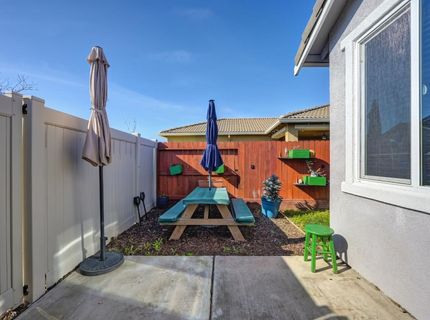 4000 Hovnanian Dr, Sacramento, CA 95834 Photo