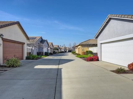 4000 Hovnanian Dr, Sacramento, CA 95834 Photo