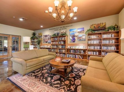 4000 Hovnanian Dr, Sacramento, CA 95834 Photo