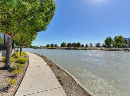 4000 Hovnanian Dr, Sacramento, CA 95834 Photo