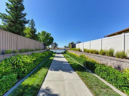 4000 Hovnanian Dr, Sacramento, CA 95834 Photo