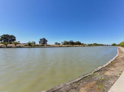 4000 Hovnanian Dr, Sacramento, CA 95834 Photo