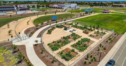 4000 Hovnanian Dr, Sacramento, CA 95834 Photo