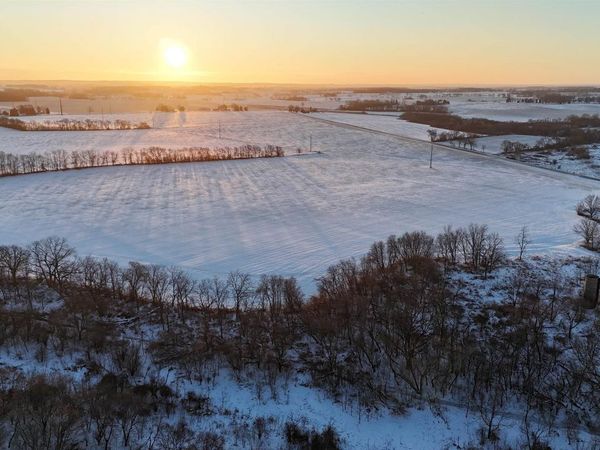 W9012 County Rd B, Sharon, WI 53585