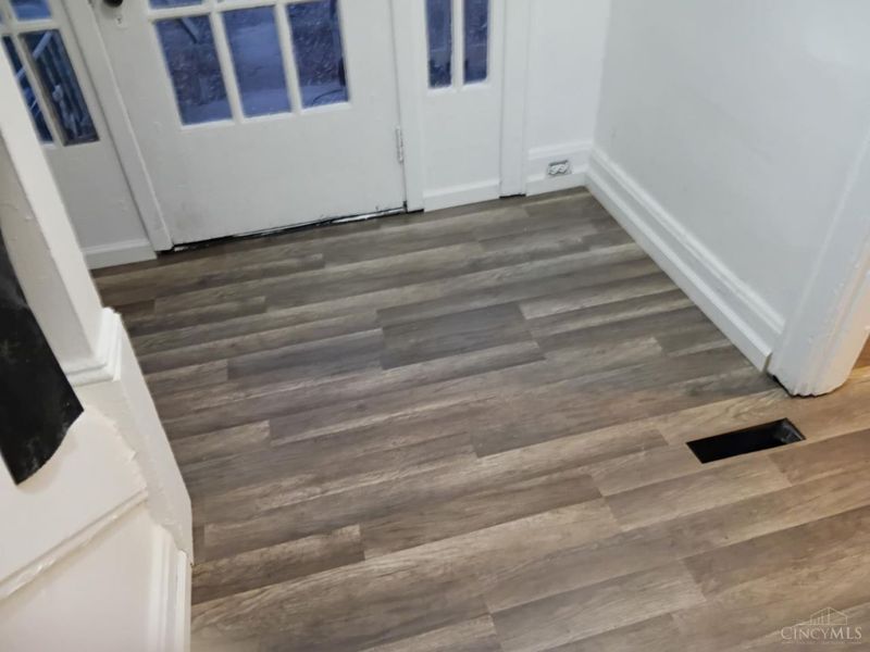 1932 Powers Street, Cincinnati, OH 45223 Photo 2