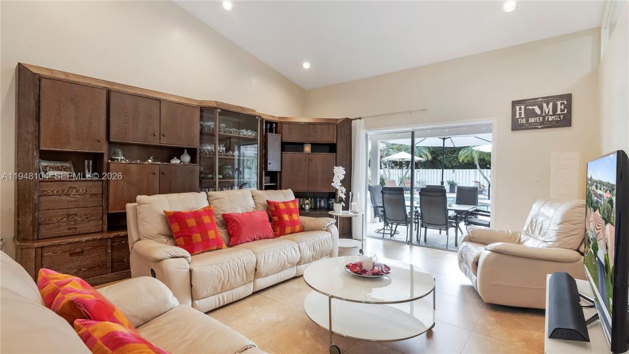 13310 NW 11th Ln, Sunrise, FL 33323 Photo