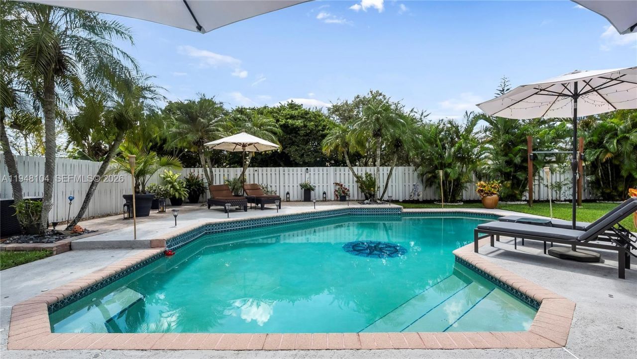 13310 NW 11th Ln, Sunrise, FL 33323 Photo