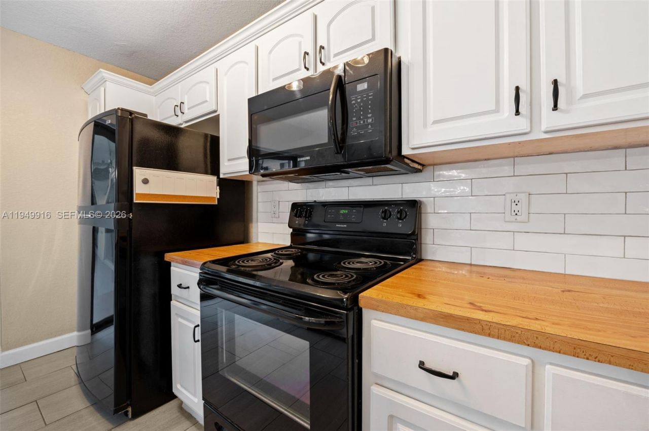 11875 SW 12th Pl, Davie, FL 33325 Photo