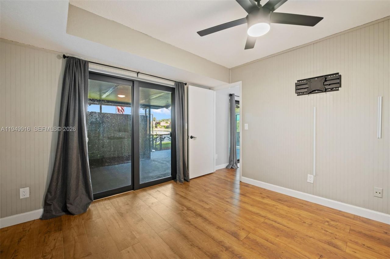 11875 SW 12th Pl, Davie, FL 33325 Photo