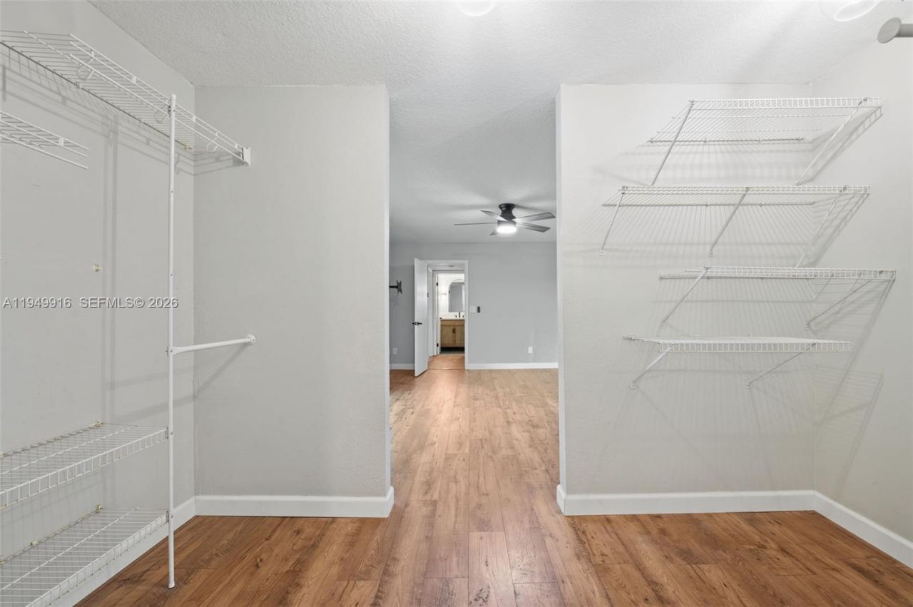 11875 SW 12th Pl, Davie, FL 33325 Photo