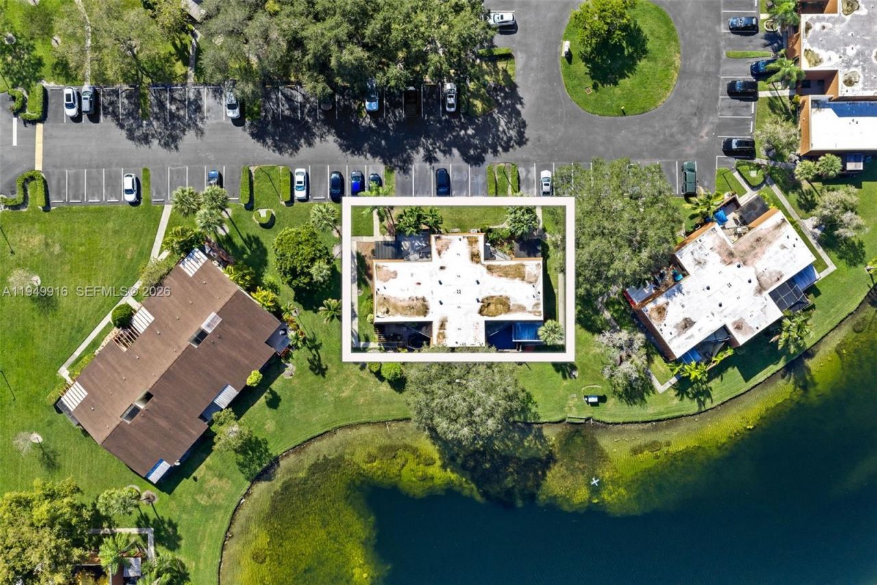 11875 SW 12th Pl, Davie, FL 33325 Photo