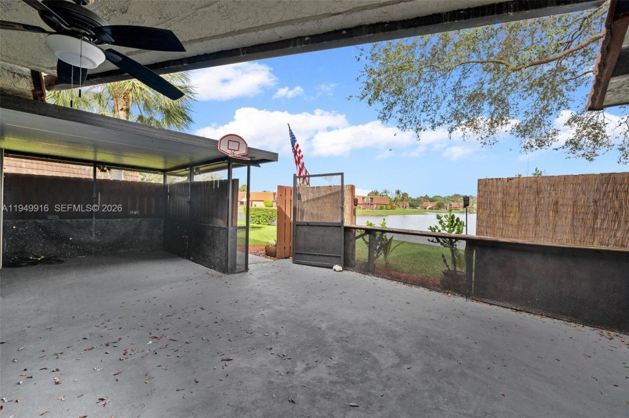 11875 SW 12th Pl, Davie, FL 33325 Photo