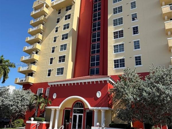 215 SW 42nd Ave , Unit 803, Miami, FL 33134