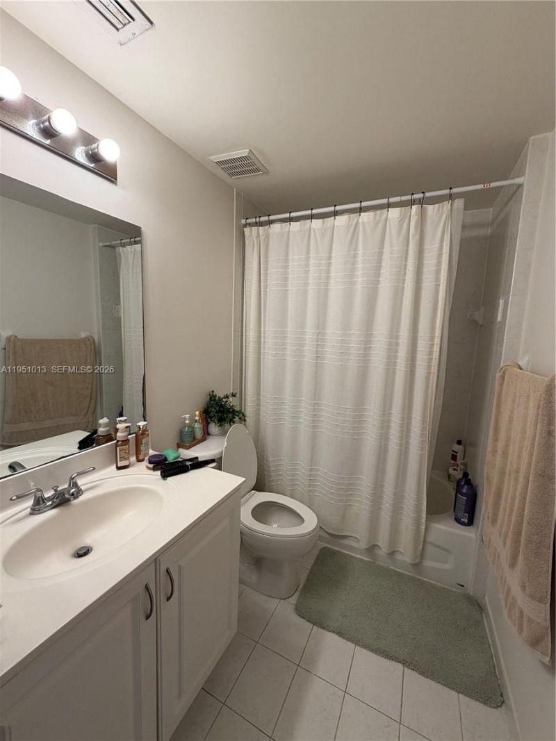 215 SW 42nd Ave , Unit 803, Miami, FL 33134 Photo