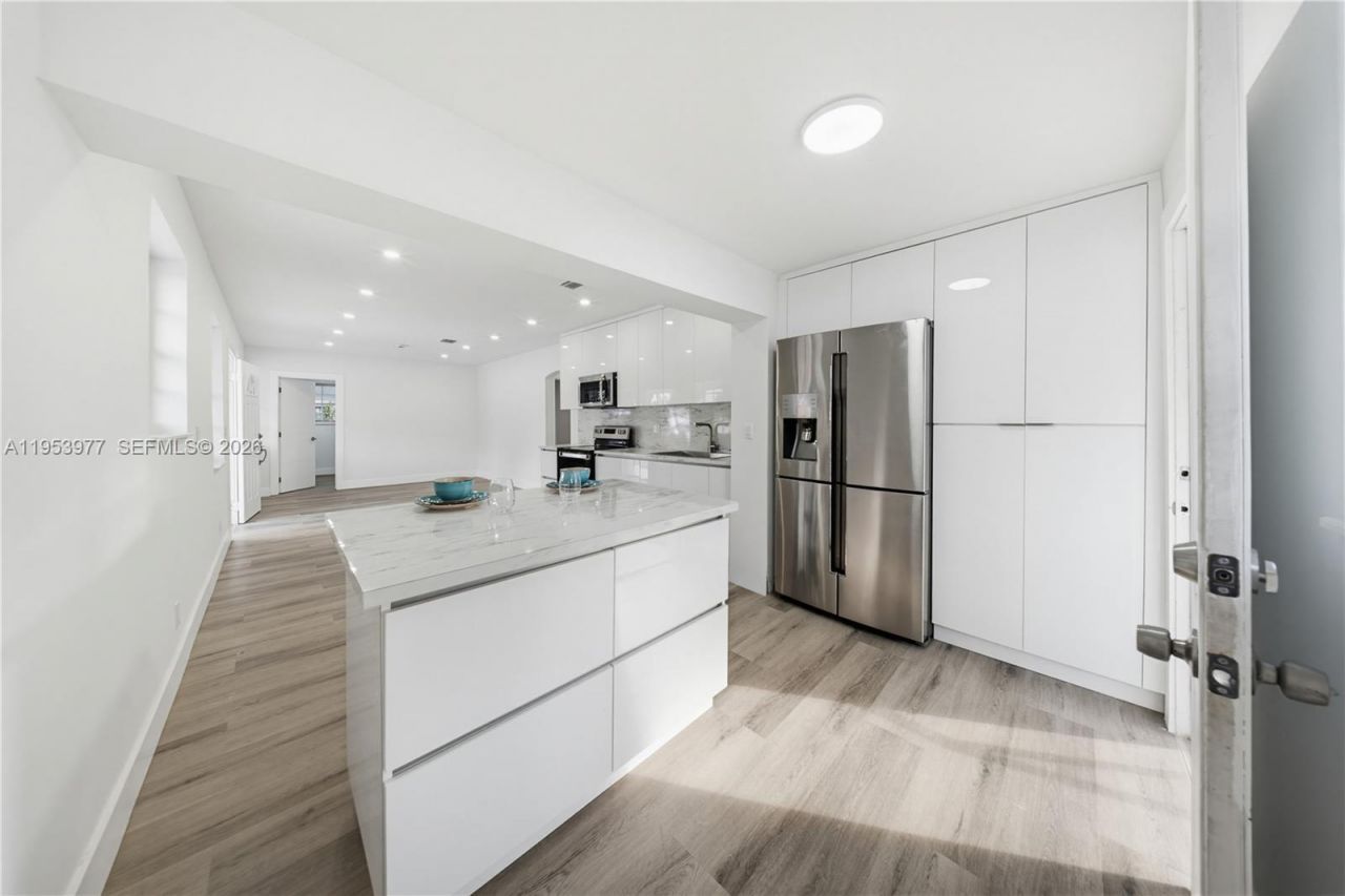 2260 NW 86th Ter, Miami, FL 33147 Photo