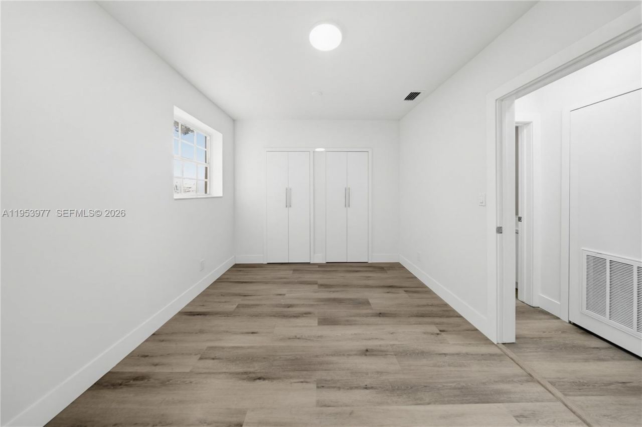 2260 NW 86th Ter, Miami, FL 33147 Photo