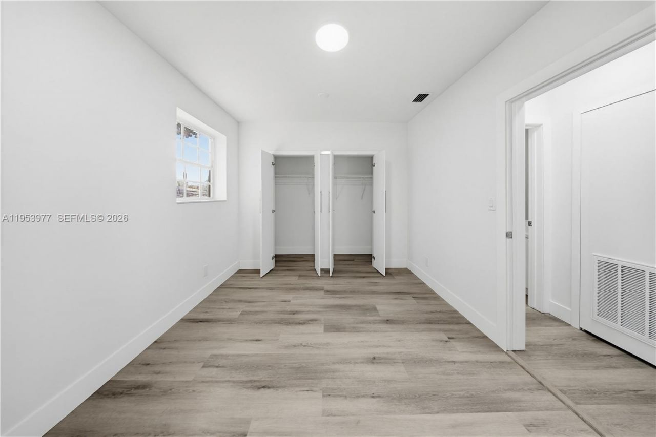 2260 NW 86th Ter, Miami, FL 33147 Photo