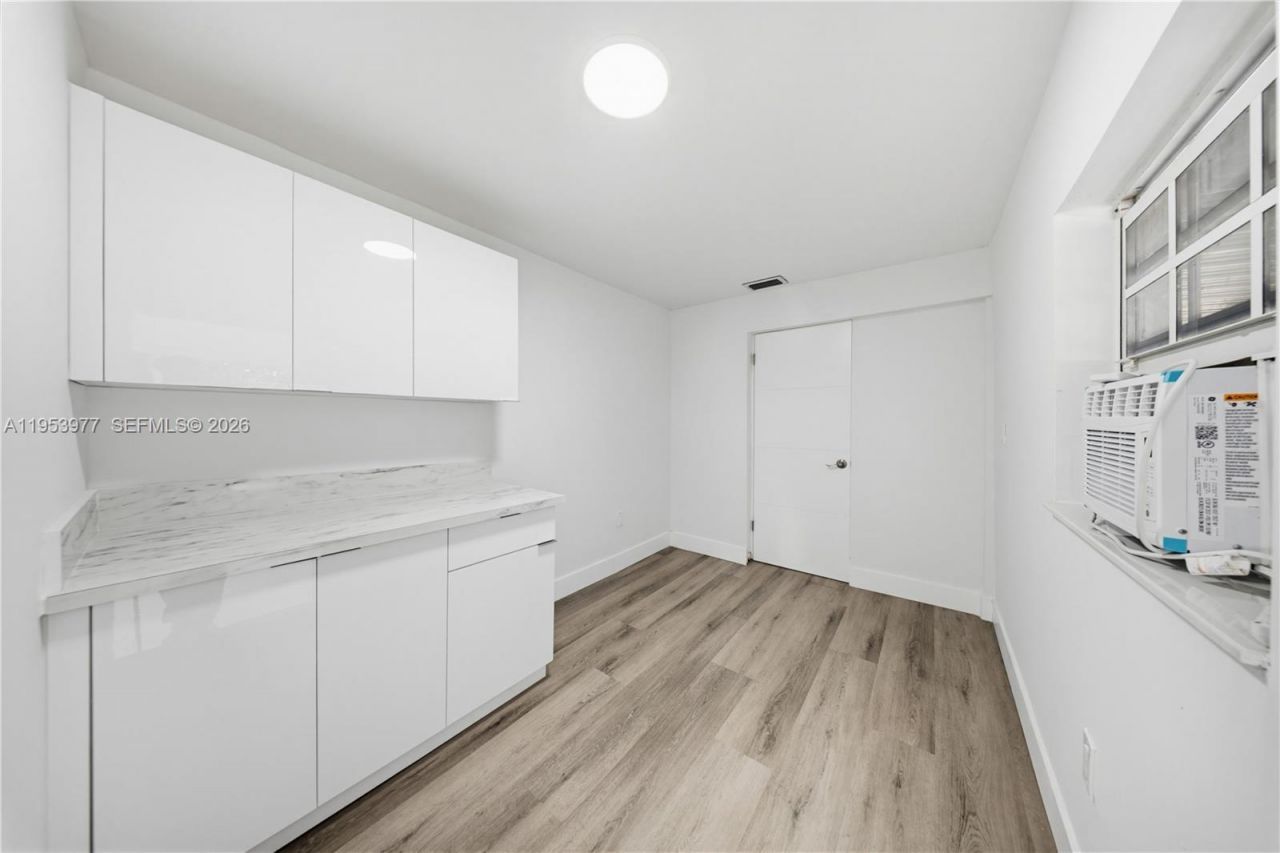 2260 NW 86th Ter, Miami, FL 33147 Photo