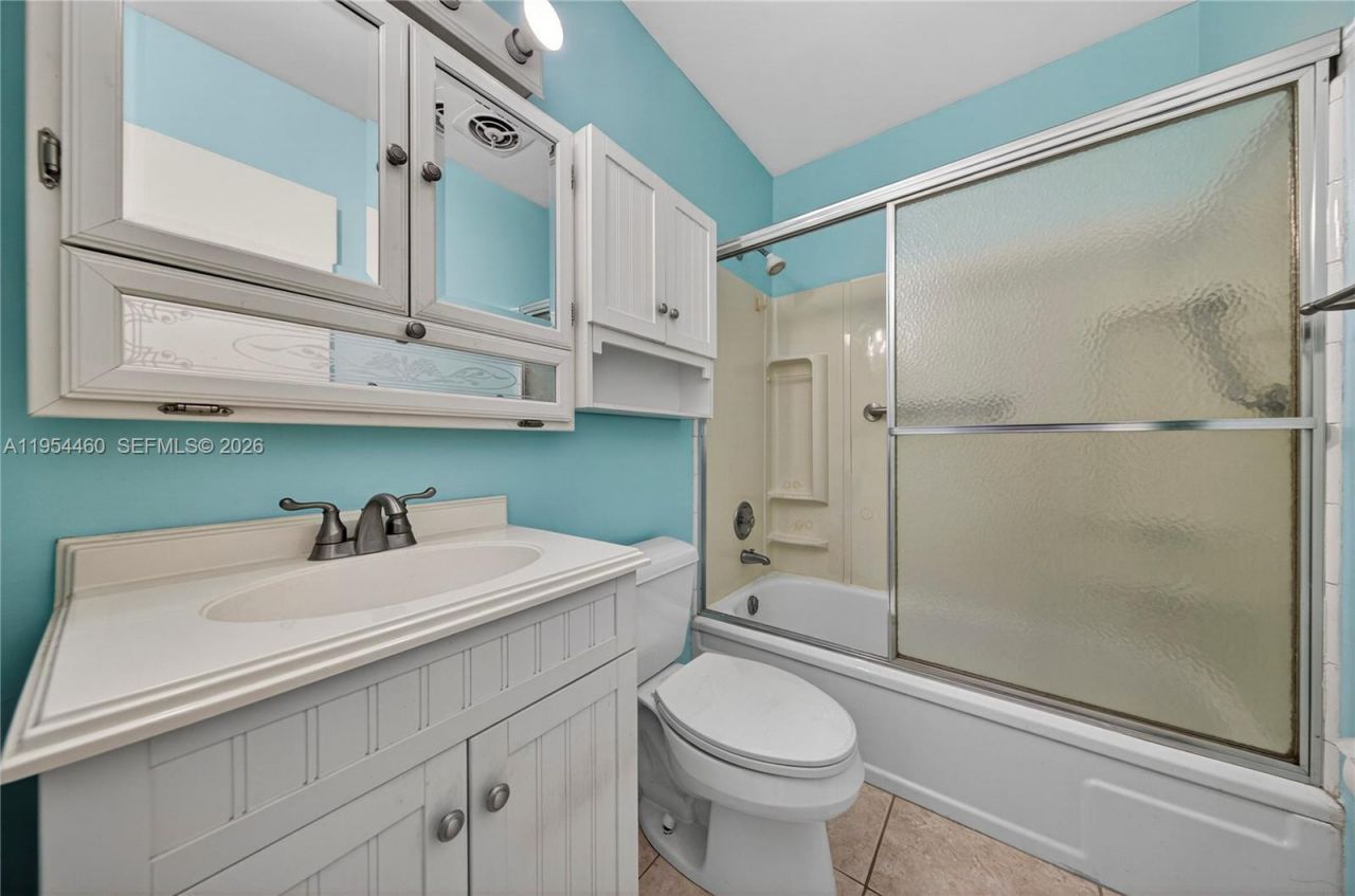 331 E Mcnab Rd, Unit 226, Pompano Beach, FL 33060 Photo