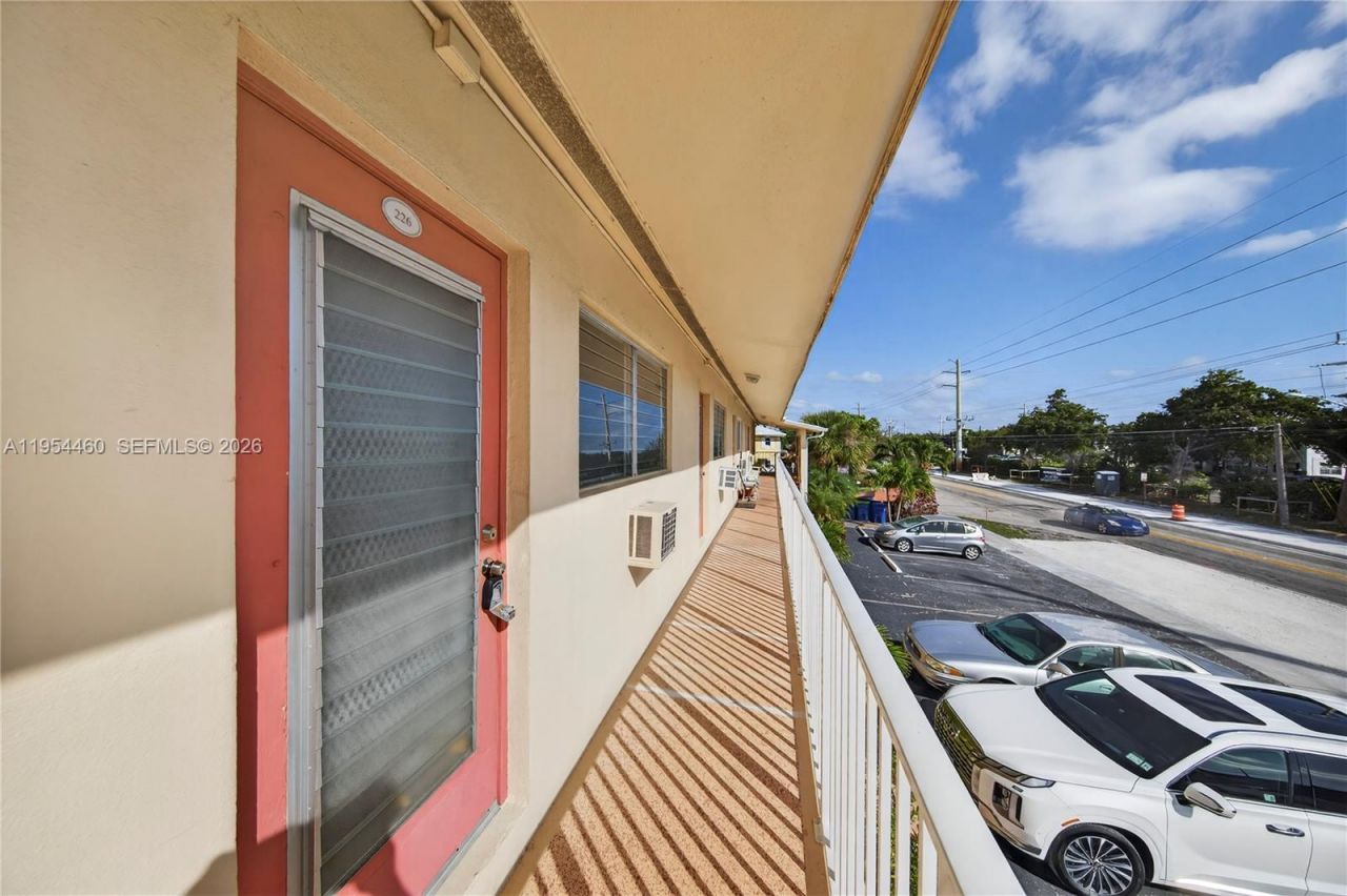 331 E Mcnab Rd , Unit 226, Pompano Beach, FL 33060 Photo