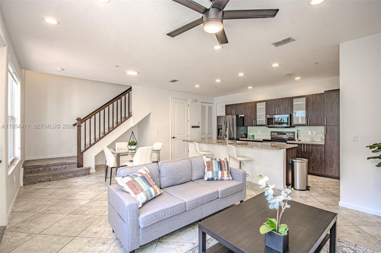 1430 NW 48th Drive , Unit 1430, Boca Raton, FL 33431 Photo