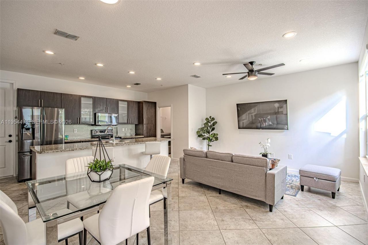 1430 NW 48th Drive , Unit 1430, Boca Raton, FL 33431 Photo