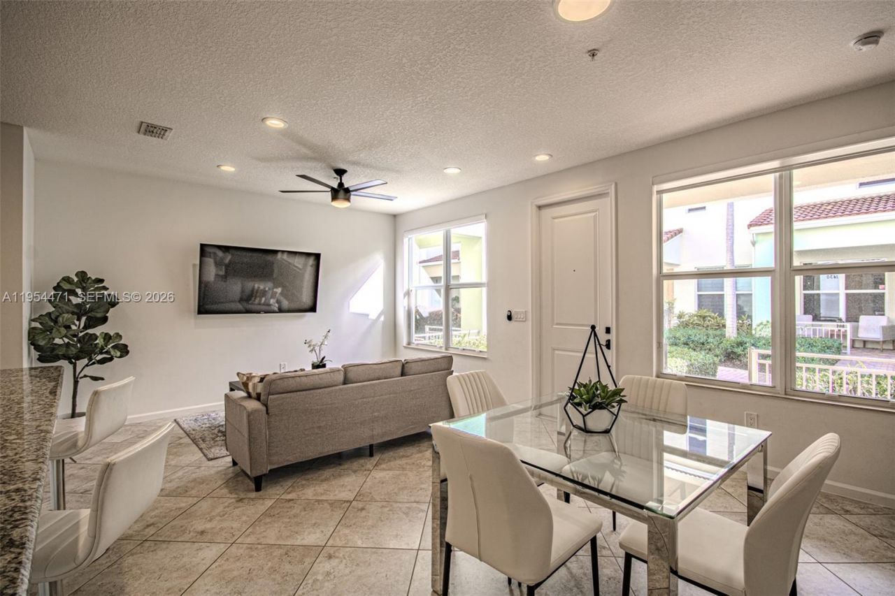 1430 NW 48th Drive , Unit 1430, Boca Raton, FL 33431 Photo