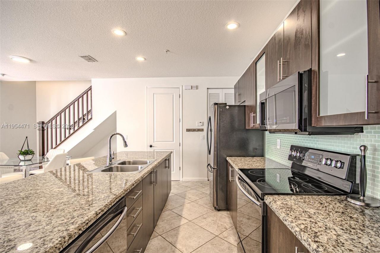 1430 NW 48th Drive , Unit 1430, Boca Raton, FL 33431 Photo