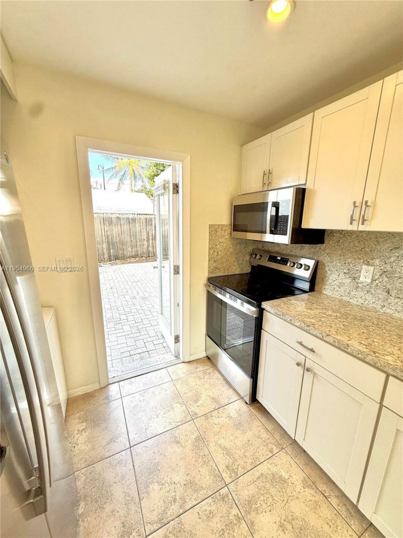 1513 NE 30th Ct, Unit 2, Pompano Beach, FL 33064 Photo