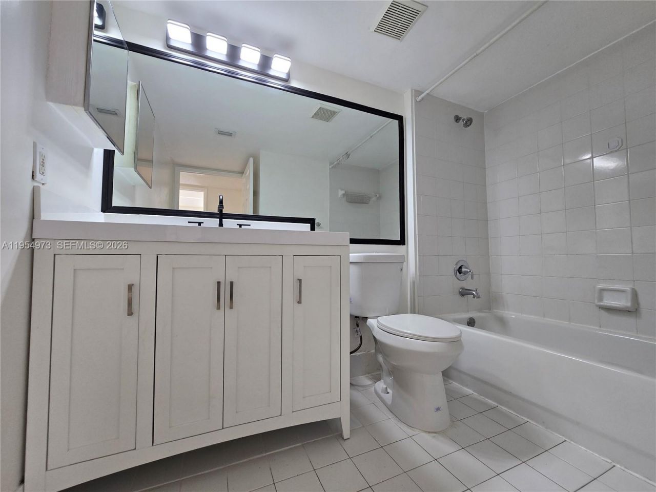 2600 S University Dr, Unit 102, Davie, FL 33328 Photo