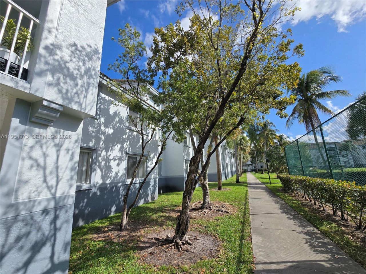 2600 S University Dr, Unit 102, Davie, FL 33328 Photo