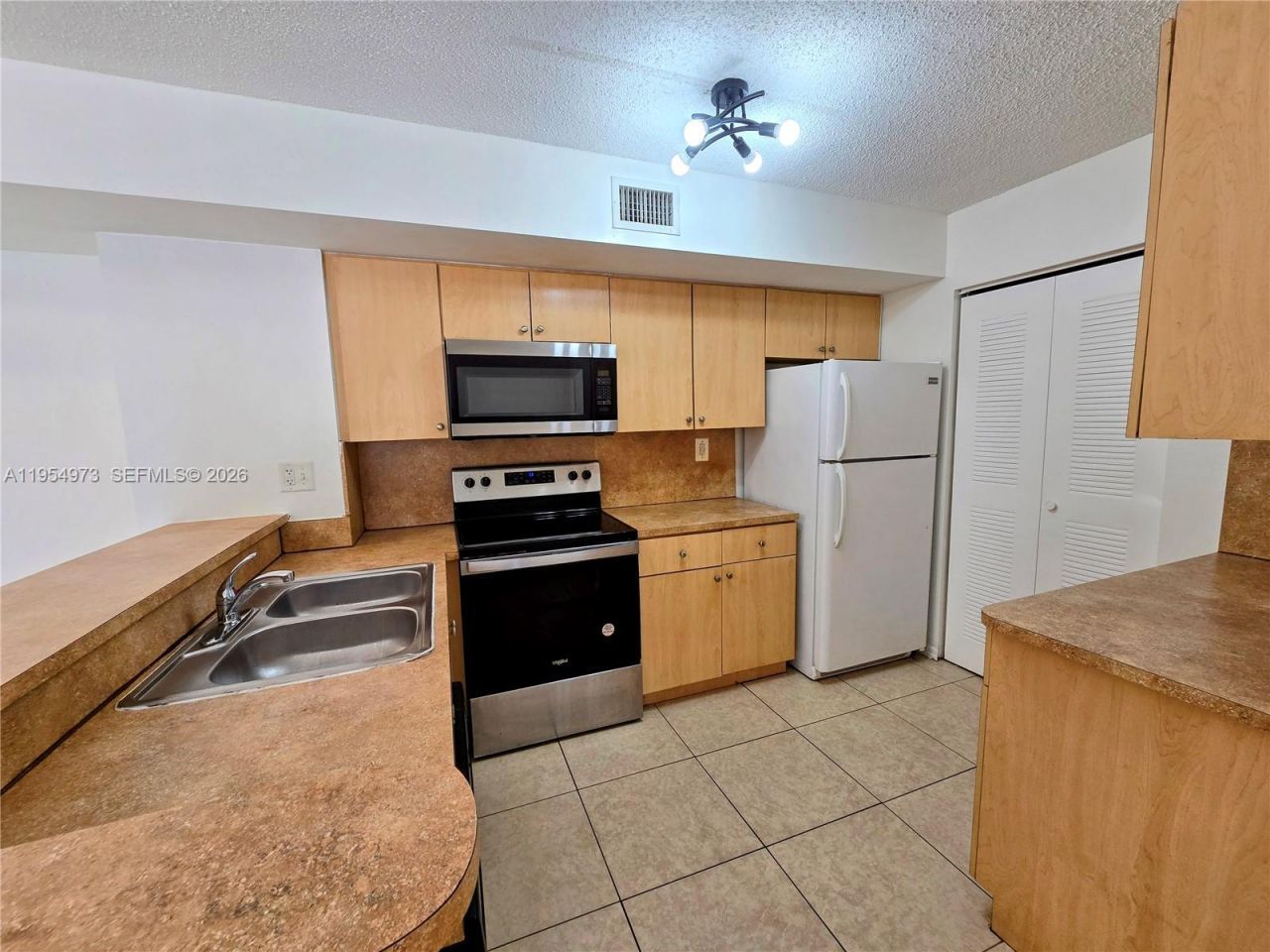 2600 S University Dr, Unit 102, Davie, FL 33328 Photo