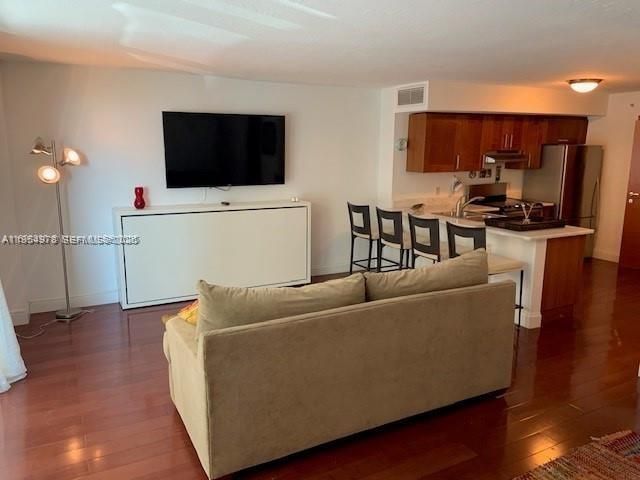 9499 Collins Ave, Unit 205, Surfside, FL 33154 Photo