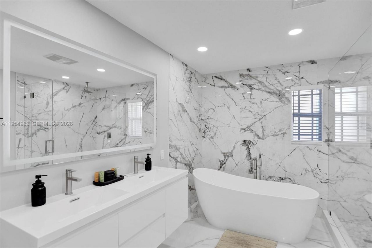 6 Little Harbor Way, Deerfield Beach, FL 33441 Photo