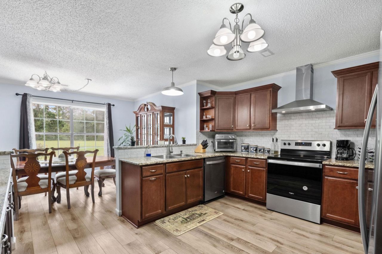 2981 Victor Rd. Photo 15