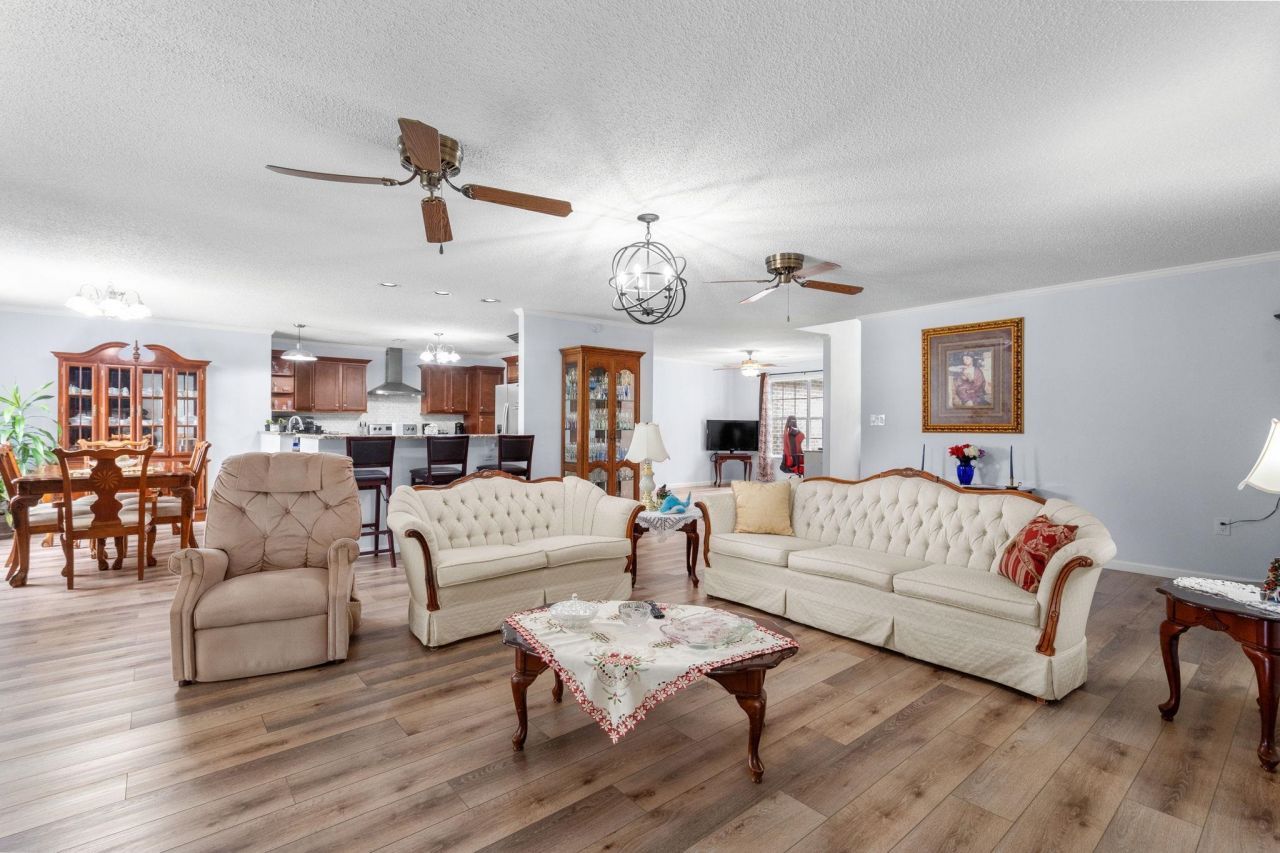 2981 Victor Rd. Photo 9