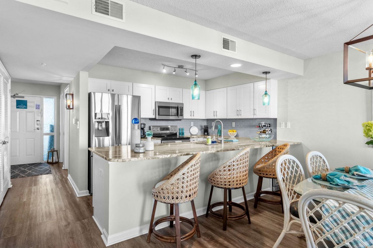 5404 N Ocean Blvd. Photo 3