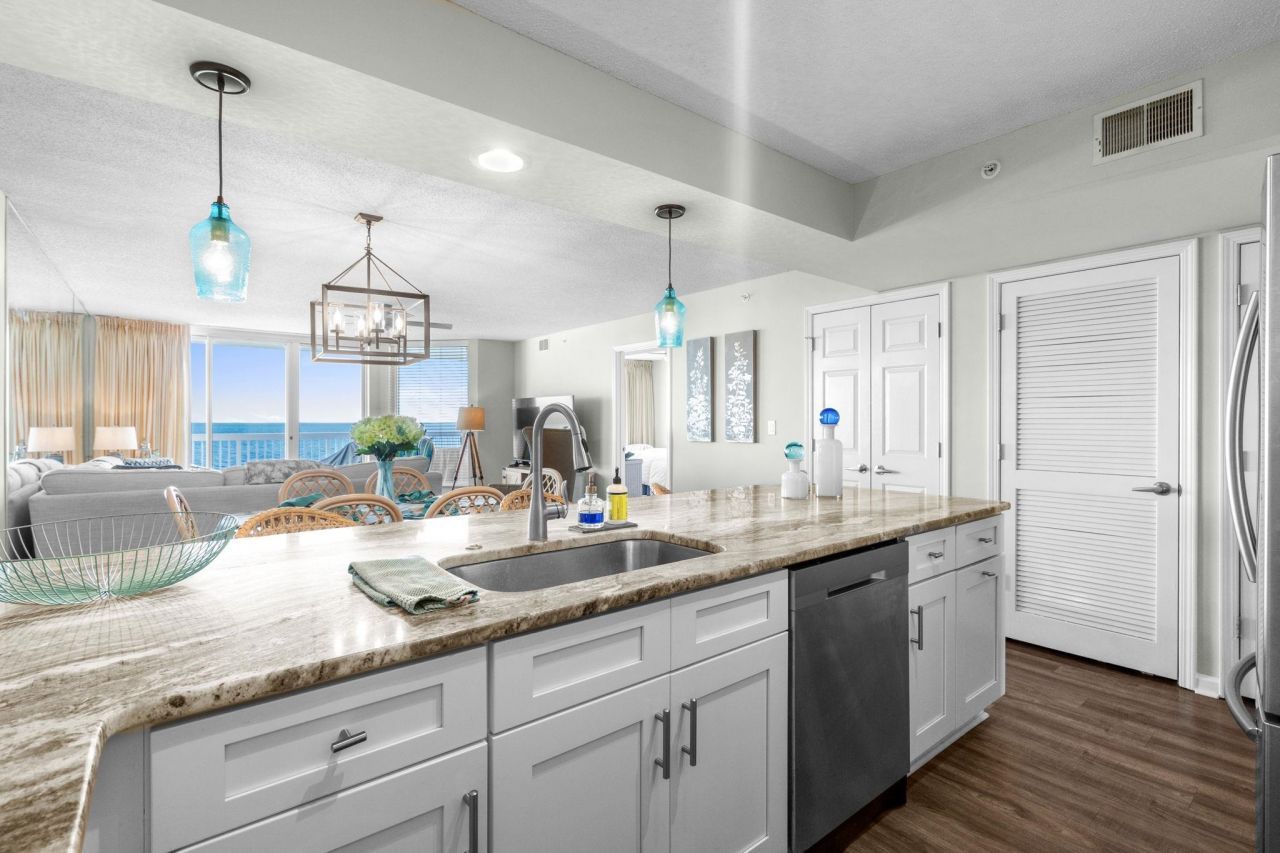 5404 N Ocean Blvd. Photo 4