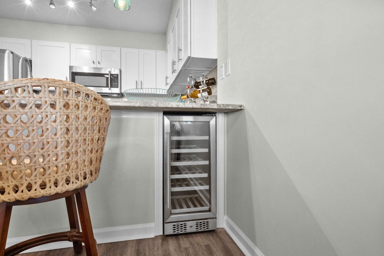 5404 N Ocean Blvd. Photo 9