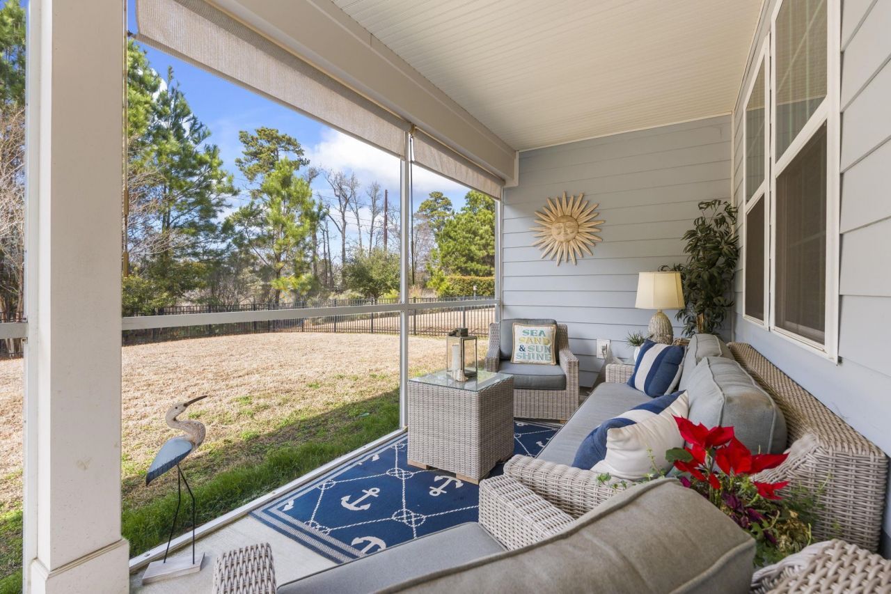 2015 Oxford St. Photo 31