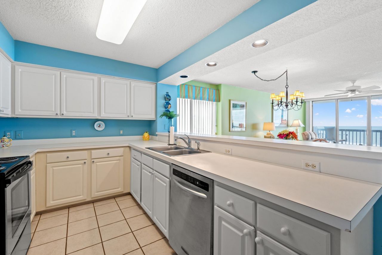 4613 S Ocean Blvd. Photo 6